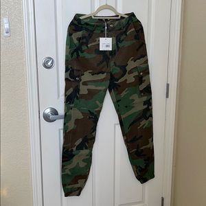New Missguided Camo Printed Cargo Trousers